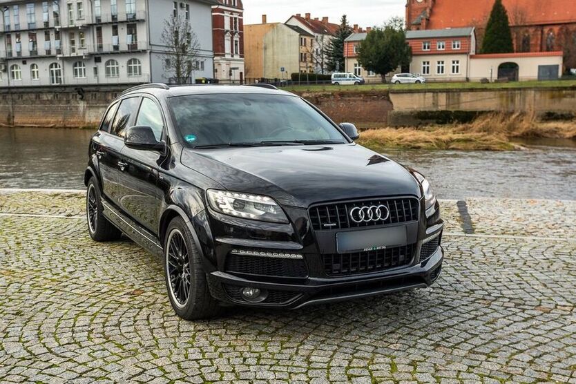 Q7