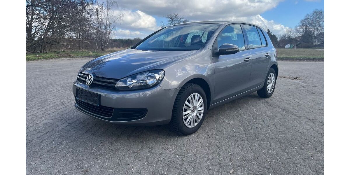 VW Golf 249.000 km 3.199 &euro; Spremberg 03130