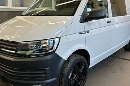 VW T6 Transporter 145.456 km 28.988 &euro; Cottbus 03044