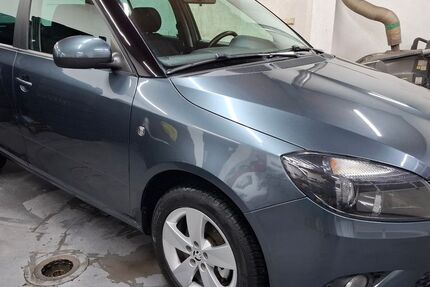Skoda Fabia 142.972 km 5.790 &euro; Cottbus 03042