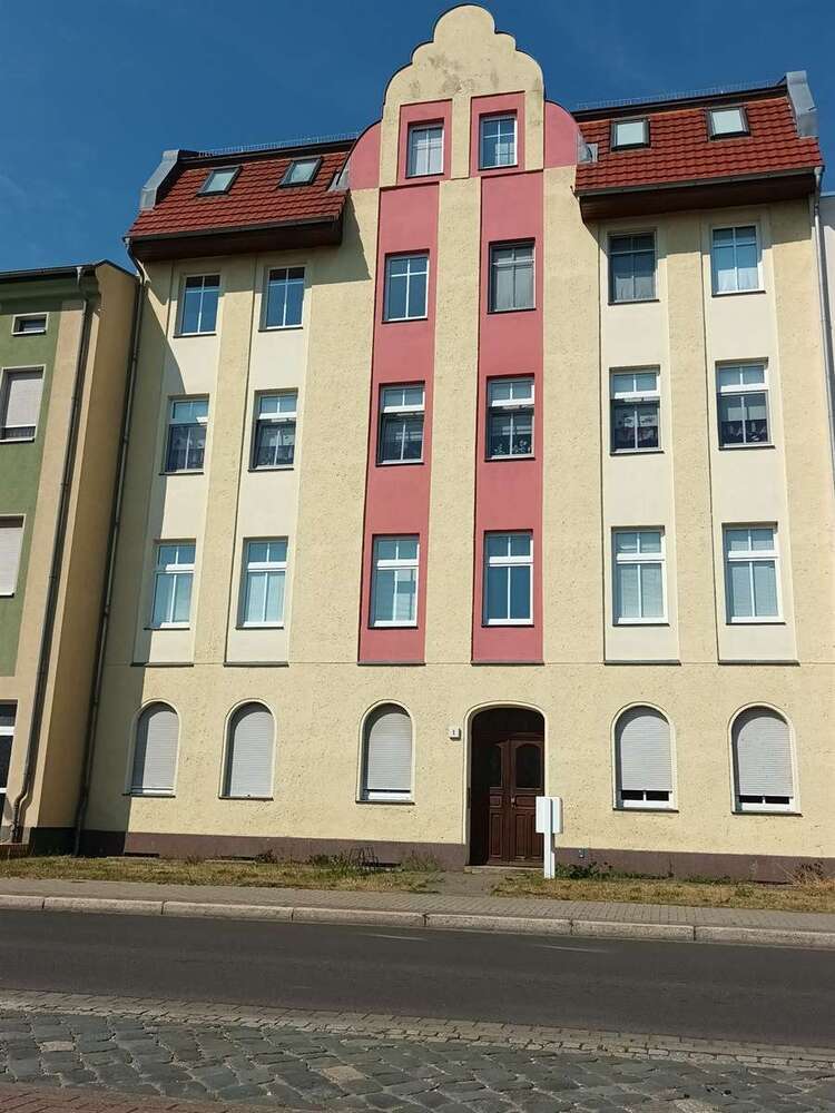 Wohnung zum Mieten in Forst (Lausitz) 380 € 65.48 m²