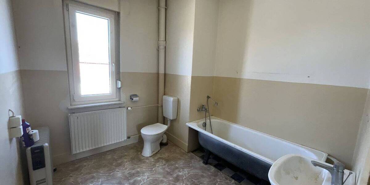 Doppelhaushälfte Cottbus Schmellwitz - 7 Zimmer, 198 m&sup2;, 250.000&euro; | Angebot:25743702