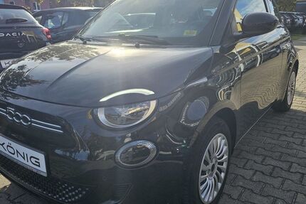Fiat 500e 18.624 km 25.999 € Cottbus 03044