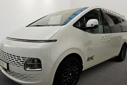 Hyundai STARIA 10.500 km 43.900 € Cottbus 03042