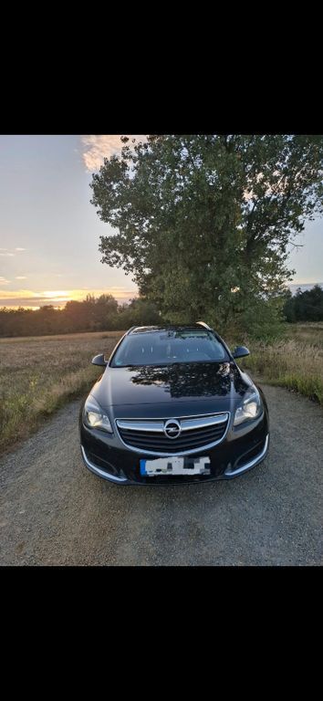 Opel Insignia 336.000 km 3.500 € SPREETAL OT BURG 02979