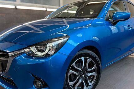 Mazda 2 99.888 km 10.988 € Cottbus 03044