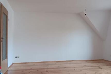 Wohnung Cottbus Döbbrick - 2 Zimmer, 75 m&sup2;, 720&euro; | Angebot:25570981