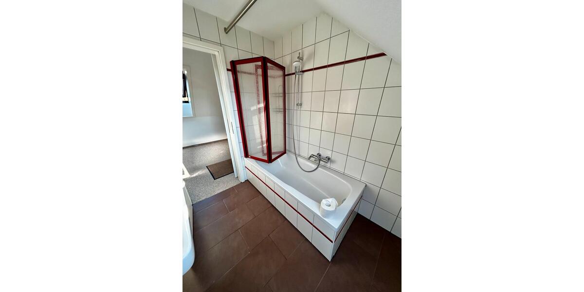 Dachgeschosswohnung 1 zimmer