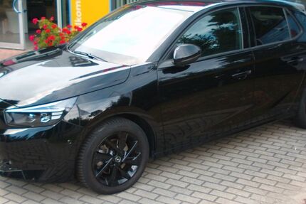 Opel Corsa 25.200 km 16.990 &euro; Cottbus 03044