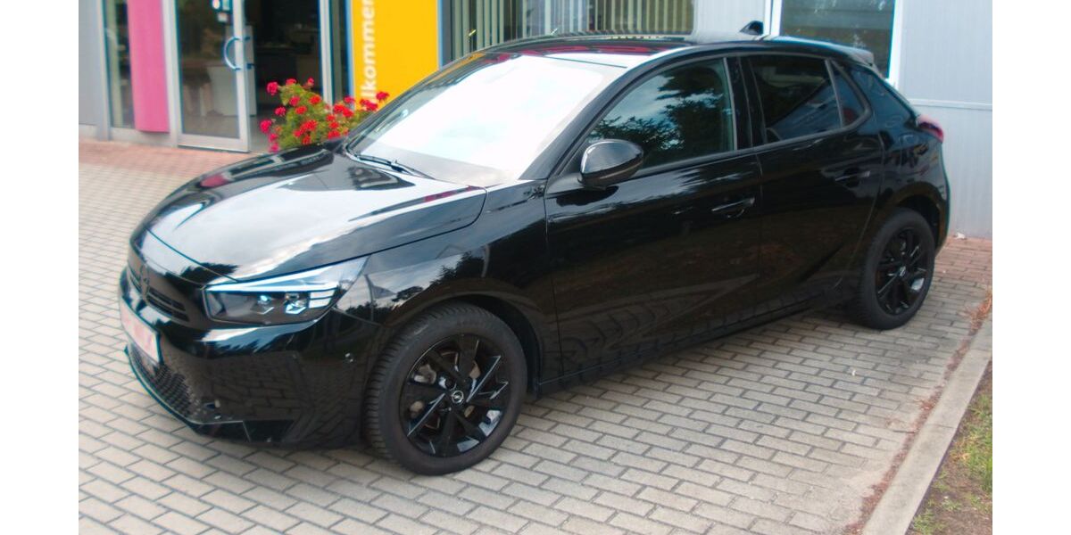 Opel Corsa 25.200 km 16.990 &euro; Cottbus 03044