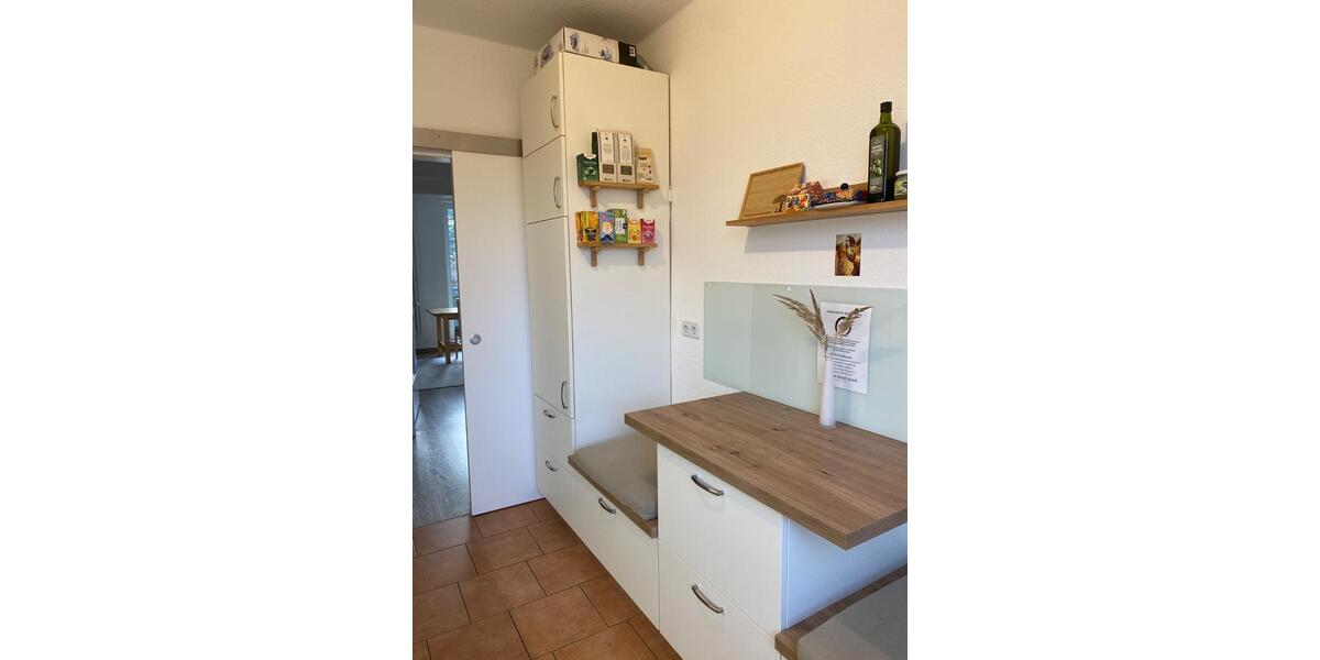 4 ZKB mit Balkon + Einbauküche im 4-Familienhaus in ruhiger Lage 4 zimmer