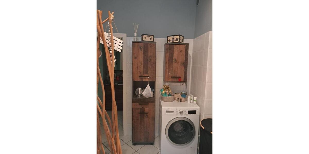 Etagenwohnung Cottbus - 2 Zimmer, 65 m&sup2;, 465&euro; | Angebot:25253119