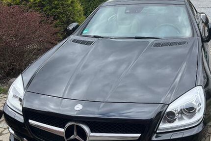 Mercedes-Benz SLK 200 82.000 km 17.800 &euro; Forst 03149