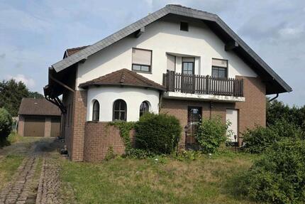 Haus Großräschen - 5 Zimmer, 220 m&sup2;, 399.000&euro; | Angebot:27077885