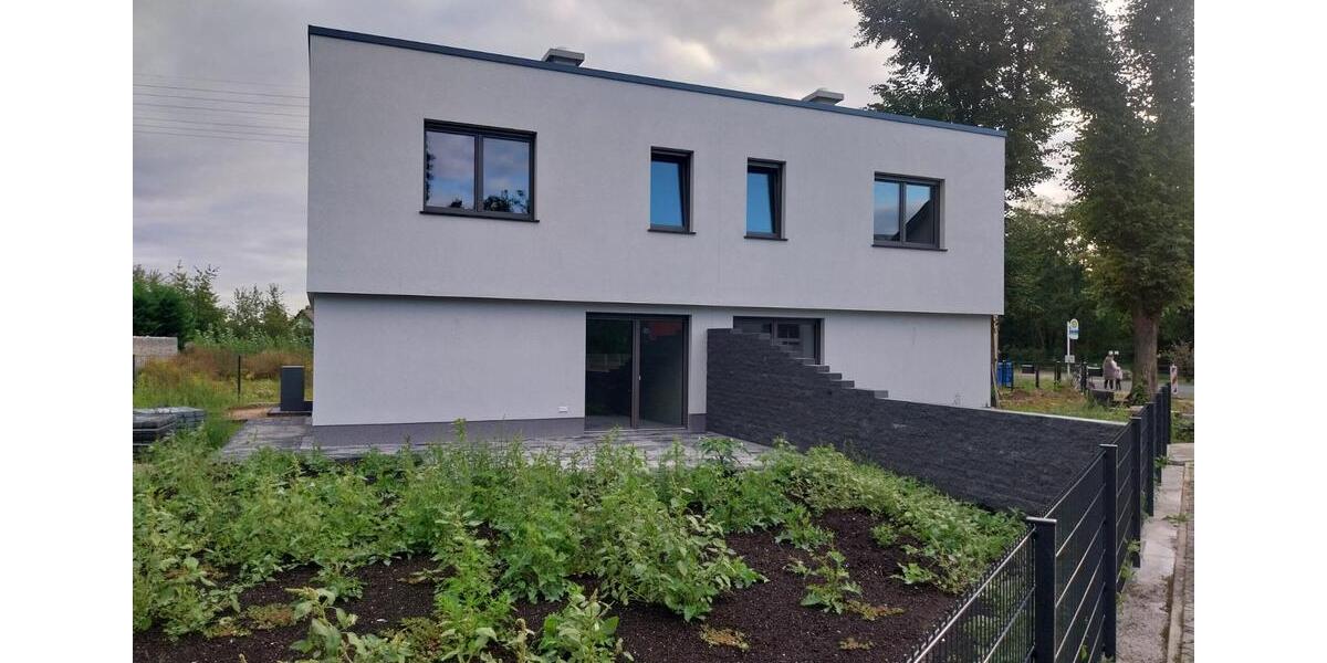 Doppelhaushälfte mit Grundstück und Carport zu vermieten zimmer