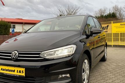 VW Touran 129.288 km 22.990 € Cottbus/ Groß Gaglow 03051