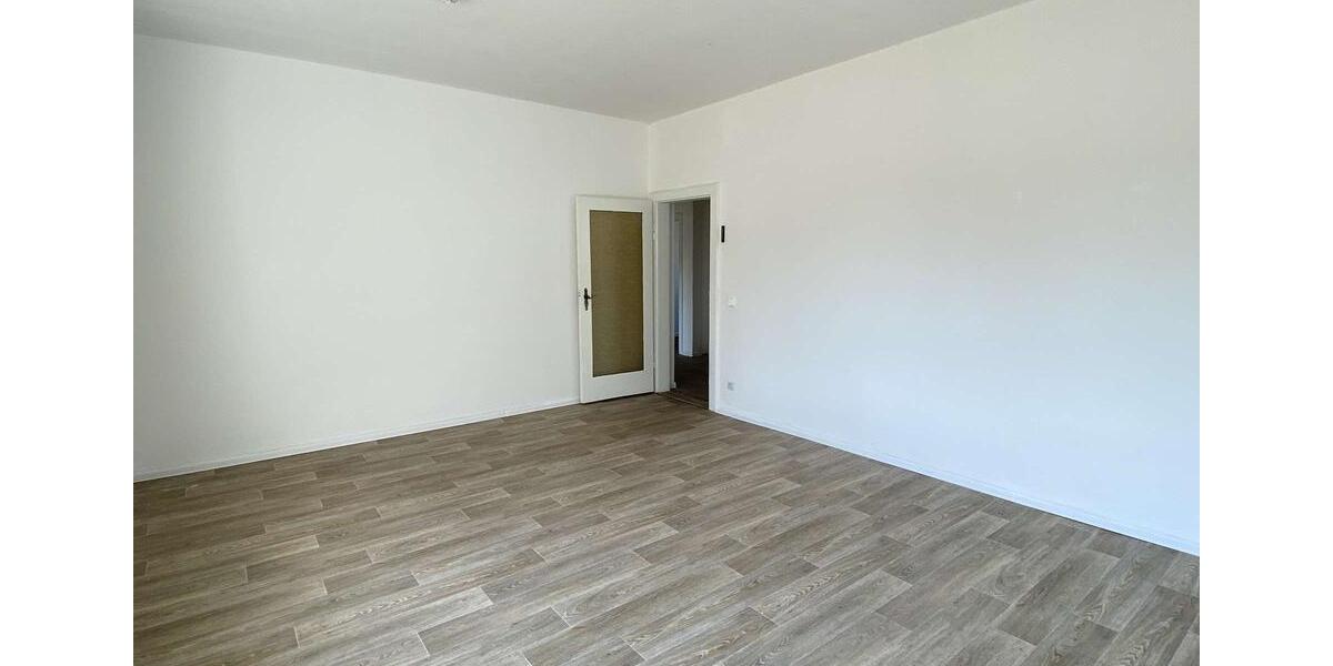 Etagenwohnung Forst (Lausitz) - 3 Zimmer, 79 m&sup2;, 389&euro; | Angebot:26146310