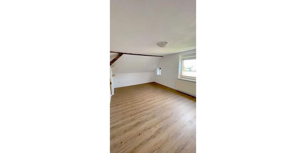 gemütliches Haus mit Nebengebäude und großem Grundstück 6 zimmer