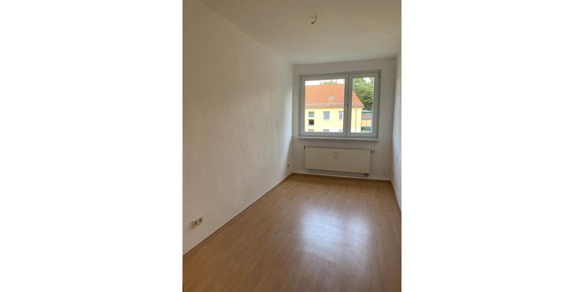 Etagenwohnung Spremberg - 3 Zimmer, 72 m&sup2;, 391&euro; | Angebot:25180148