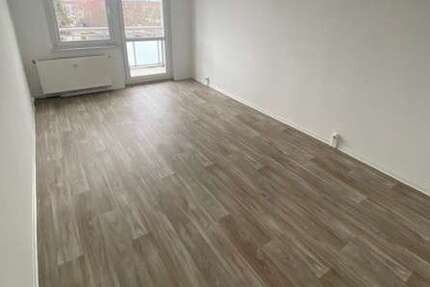 Wohnung Cottbus Spremberger Vorstadt - 3 Zimmer, 61 m&sup2;, 410&euro; | Angebot:25266285