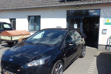 Ford Focus 68.178 km 10.585 &euro; Jaenschwalde 03197