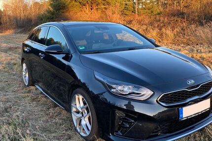 Kia pro ceed / ProCeed 99.000 km 14.900 &euro; Teichland 03185
