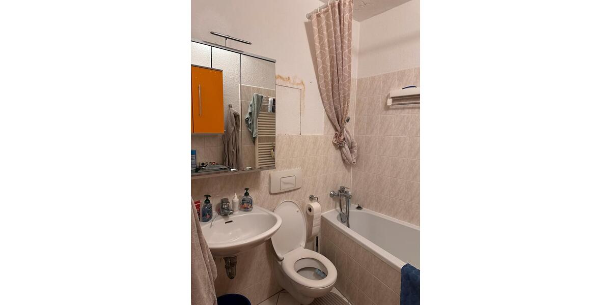 Etagenwohnung Cottbus - 2 Zimmer, 46 m&sup2;, 475&euro; | Angebot:26004852