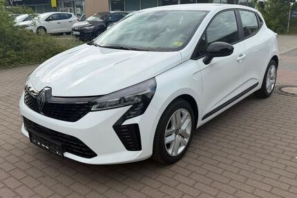 Renault Clio 24.580 km 15.999 &euro; Cottbus 03044