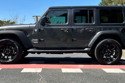 Jeep Wrangler 56.000 km 33.900 € Guben 03172