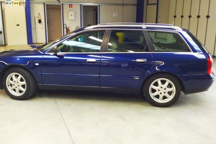 Audi A4 480.000 km 2.222 € Senftenberg 01968