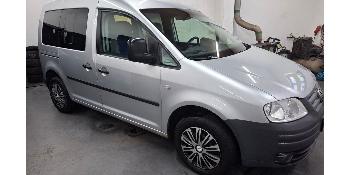 VW Caddy 288.118 km 5.490 &euro; Cottbus 03042