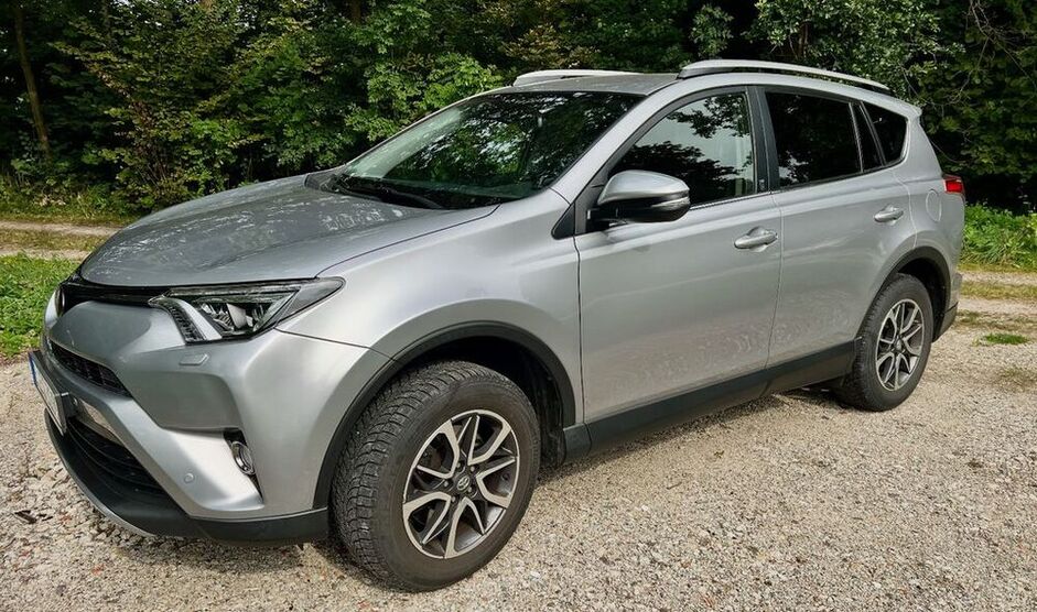 RAV 4