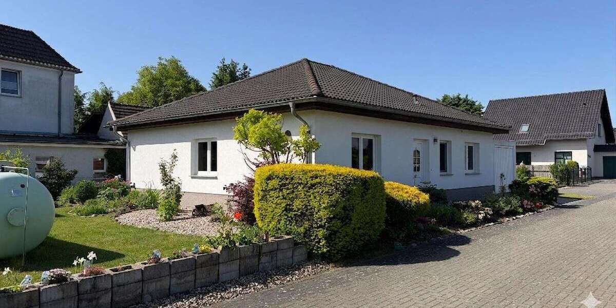 Einfamilienhaus Cottbus Gallinchen - 4 Zimmer, 100 m&sup2;, 349.000&euro; | Angebot:25823657
