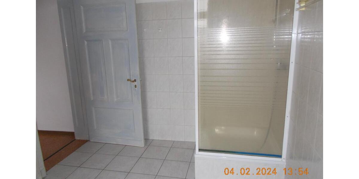 Etagenwohnung Altdöbern - 3 Zimmer, 100 m&sup2;, 700&euro; | Angebot:24705114