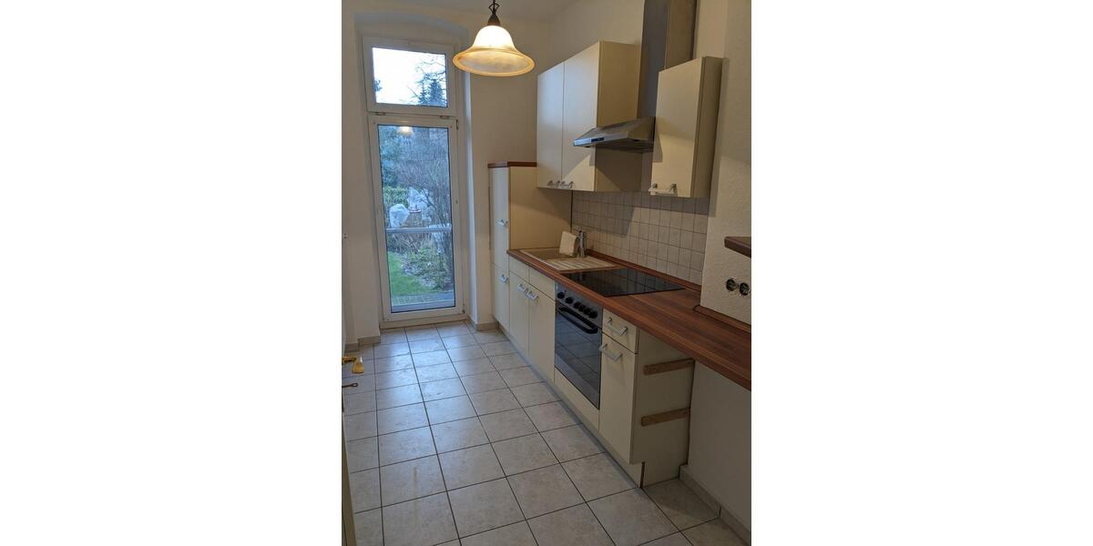 Terrassenwohnung mit Garten, 2-Zimmer, Nähe Staatstheater u Bahnf 2 zimmer