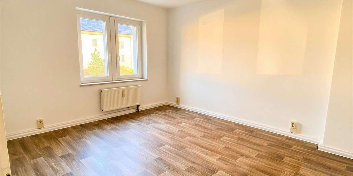 Etagenwohnung Groß Schacksdorf-Simmersdorf Simmersdorf - 3 Zimmer, 79 m&sup2;, 389&euro; | Angebot:26256030
