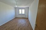 **FRISCH RENOVIERT**3-Zimmer-Wohnung Balkon Einbauküche Bad mit Wanne ab sofort