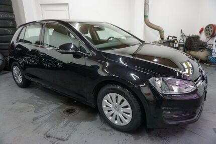 VW Golf 91.152 km 11.490 &euro; Cottbus 03042