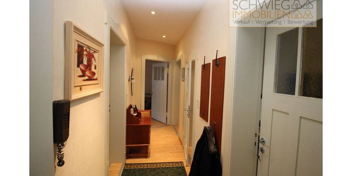 Etagenwohnung Cottbus Schmellwitz - 3 Zimmer, 82 m&sup2;, 665&euro; | Angebot:26851291