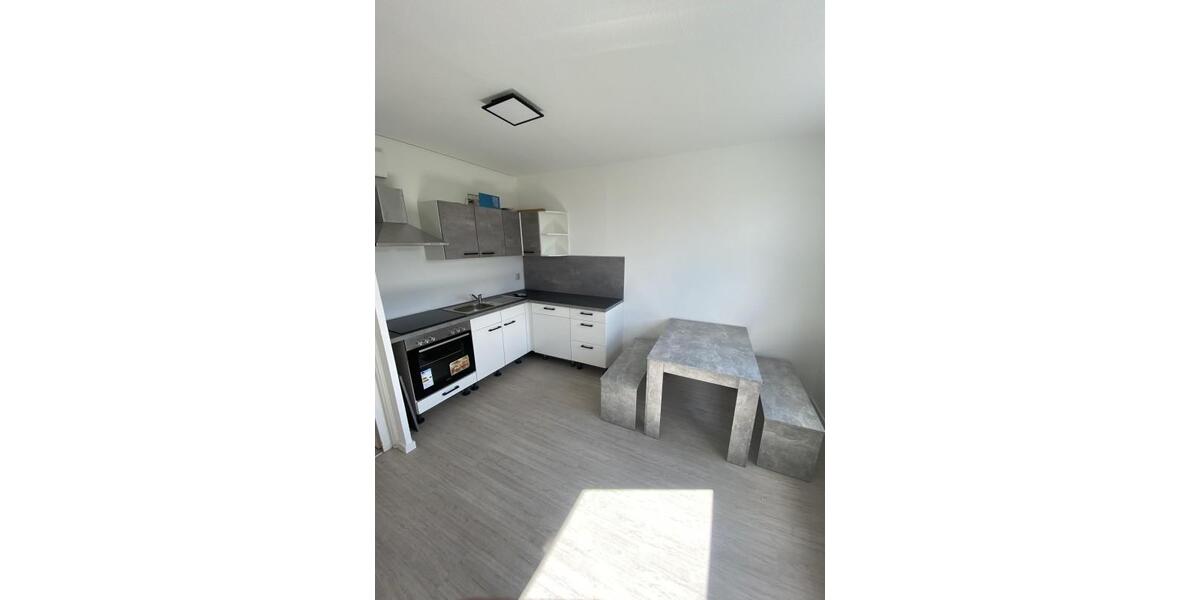Etagenwohnung Cottbus Sachsendorf - 1 Zimmer, 42 m&sup2;, 370&euro; | Angebot:26278671