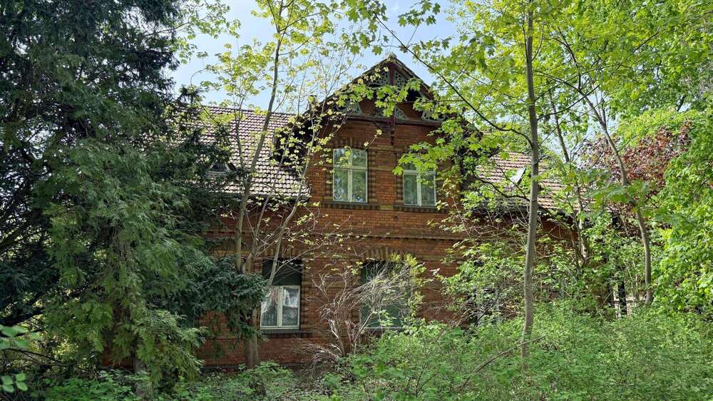 Einfamilienhaus Spremberg - 7 Zimmer, 137 m&sup2;, 112.000&euro; | Angebot:27074587