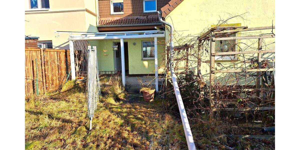 Reihenmittelhaus Forst (Lausitz) Forst-Stadt - 4 Zimmer, 110 m&sup2;, 125.000&euro; | Angebot:25986326