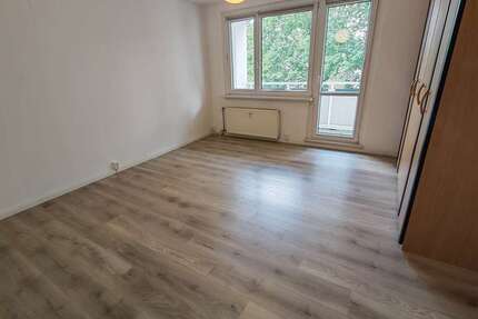 Wohnung Cottbus Merzdorf - 3 Zimmer, 63 m&sup2;, 129.000&euro; | Angebot:27252109