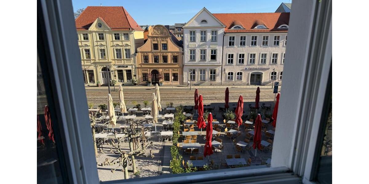 Etagenwohnung Cottbus - 4 Zimmer, 123 m&sup2;, 1.654&euro; | Angebot:26444334