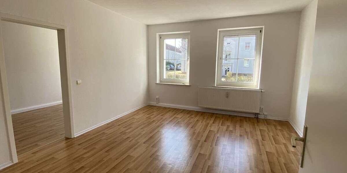 Etagenwohnung Groß Schacksdorf-Simmersdorf Simmersdorf - 3 Zimmer, 66 m&sup2;, 323&euro; | Angebot:26256029