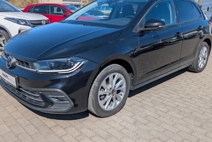 VW Polo 77.158 km 16.889 &euro; Cottbus 03044