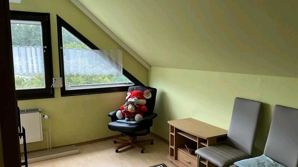 Einfamilienhaus Neupetershain - 8 Zimmer, 159 m&sup2;, 178.000&euro; | Angebot:27148155