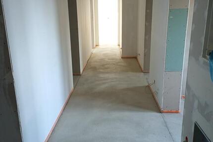 Neu sanierte Wohnungen mit Fußbodenheizung und Denkmalcharme zimmer