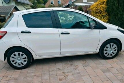 Toyota Yaris 92.650 km 6.990 &euro; Cottbus 03051