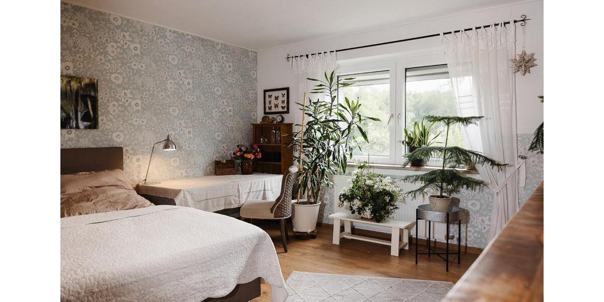Einfamilienhaus Forst (Lausitz) - 7 Zimmer, 176 m&sup2;, 315.000&euro; | Angebot:26890907